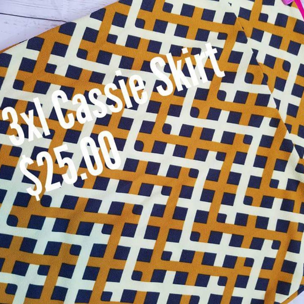 Lularoe Cassie skirt